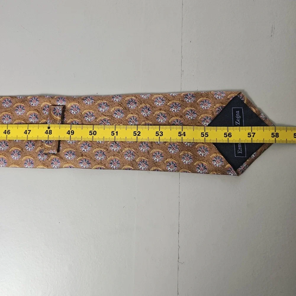 Ermenegildo Zegna 100% Silk‎ Tie Made in Italy Bronze Floral 3.5